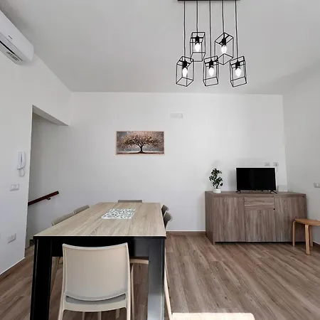 Lorentina By Paf In Tour Holiday home Torre Suda